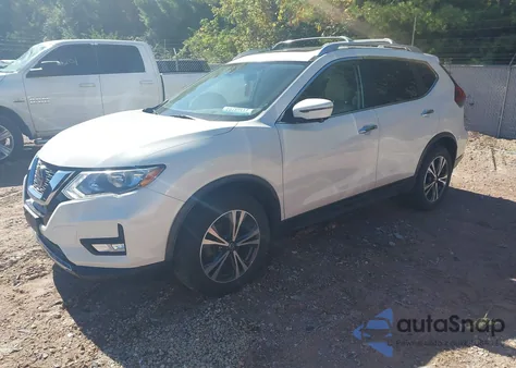 2020 Nissan Rogue Sv Intelligent Awd z USA, uszkodzony, nr VIN JN8AT2MV3LW102010